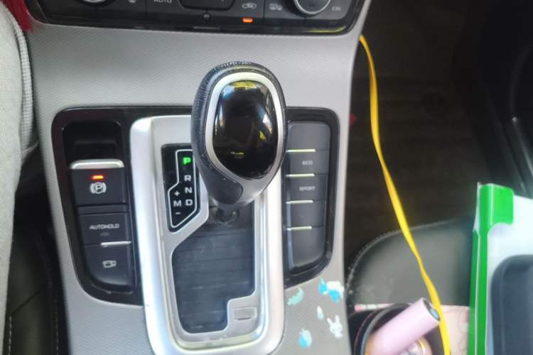 Used Geely Auto Emgrand GS 2018 Sport Edition 1.4T Automatic LingShang Model Gear Lever