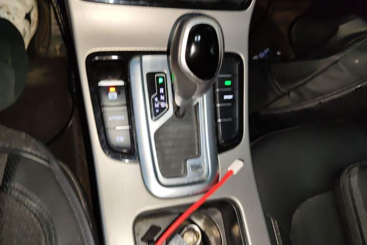 Used Geely Auto Emgrand GS 2018 Sport Edition 1.4T Automatic LingShang Model Gear Lever