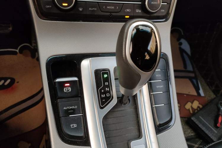 Used Geely Auto Emgrand GS 2018 Sport Edition 1.8L Automatic LingShang Model Gear Lever