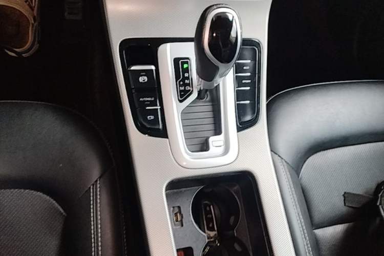 Used Geely Auto Emgrand GS 2018 Sport Edition 1.8L Automatic LingShang Model Gear Lever