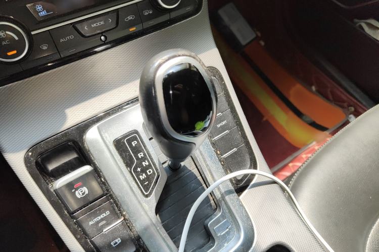 Used Geely Auto Emgrand GS 2018 Lingchao Edition 1.4T Automatic LingShang Smart Connectivity Model Gear Lever
