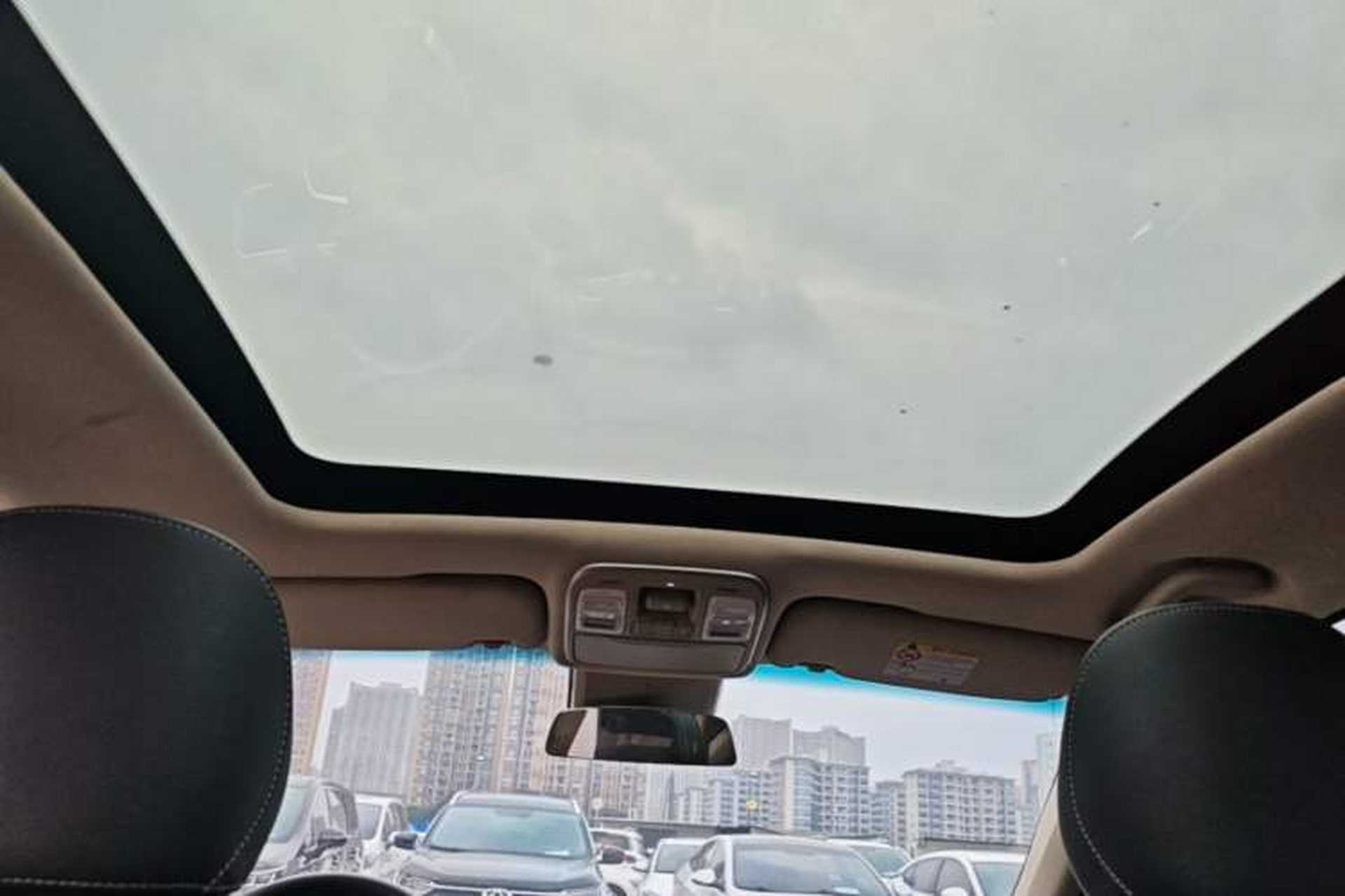 Used Geely Auto Emgrand GS 2018 Sport Edition 1.8L Automatic LingShang Model Headliner