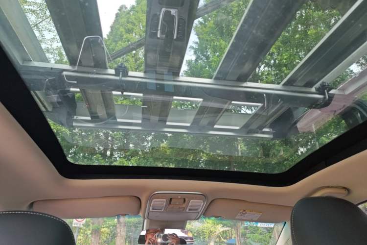 Used Geely Auto Emgrand GS 2018 Lingchao Edition 1.4T Automatic LingShang Smart Connectivity Model Headliner