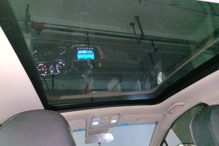 Used Geely Auto Emgrand GS 2018 Sport Edition 1.8L Automatic LingShang Model Headliner