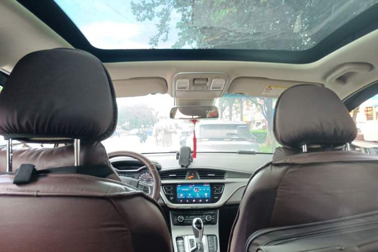 Used Geely Auto Emgrand GS 2018 Lingchao Edition 1.4T Automatic ZhenShang Smart Connectivity Model Headliner