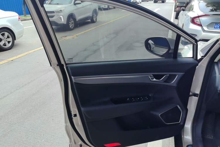 Used Geely Auto Emgrand GS 2018 Lingchao Edition 1.4T Automatic LingShang Smart Connectivity Model Interior 4