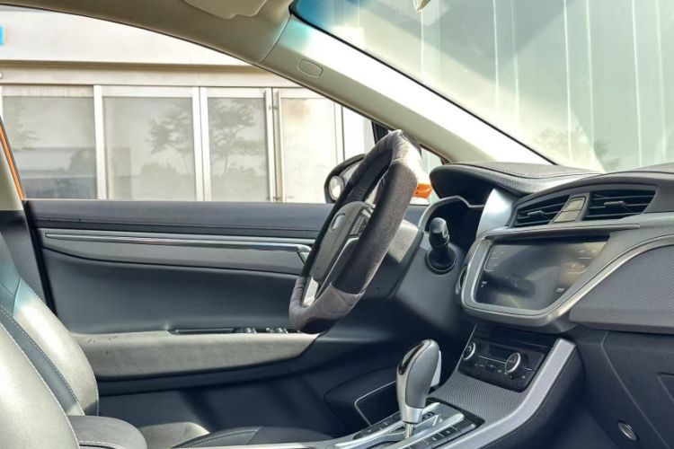 Used Geely Auto Emgrand GS 2018 Sport Edition 1.8L Automatic LingShang Model Interior 6