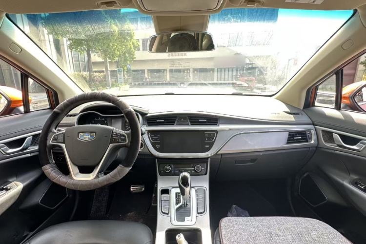 Used Geely Auto Emgrand GS 2018 Sport Edition 1.8L Automatic LingShang Model Interior 9