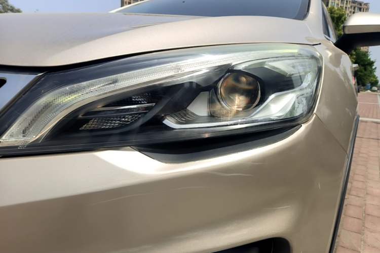 Used Geely Auto Emgrand GS 2018 Sport Edition 1.4T Manual LingShang Model Left Front Headlight