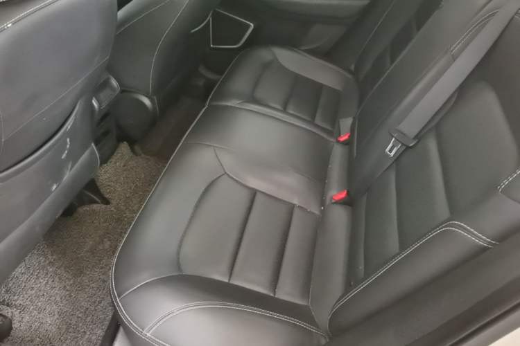 Used Geely Auto Emgrand GS 2018 Sport Edition 1.8L Automatic LingShang Model Left Rear Seat