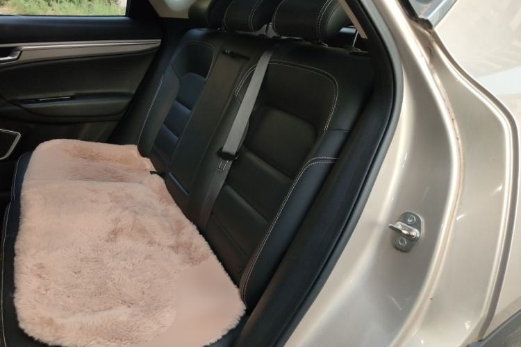 Used Geely Auto Emgrand GS 2018 Sport Edition 1.8L Automatic LingShang Model Left Rear Seat