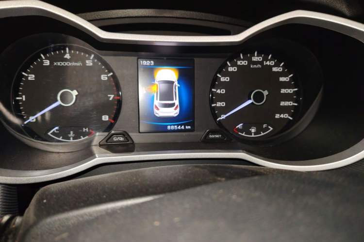 Used Geely Auto Emgrand GS 2018 Sport Edition 1.8L Automatic LingShang Model Odometer Close Up