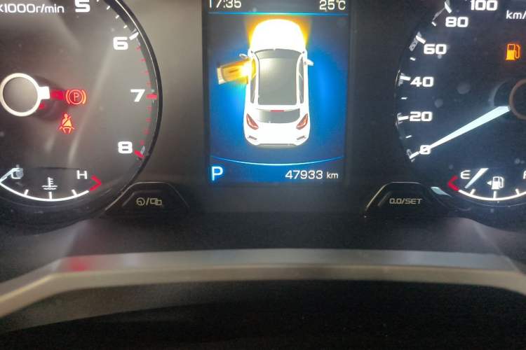 Used Geely Auto Emgrand GS 2018 Elegant Edition 1.8L Automatic LingShang Model Odometer Close Up