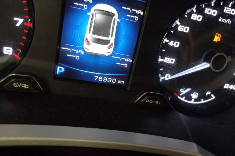 Used Geely Auto Emgrand GS 2018 Sport Edition 1.8L Automatic LingShang Model Odometer Close Up