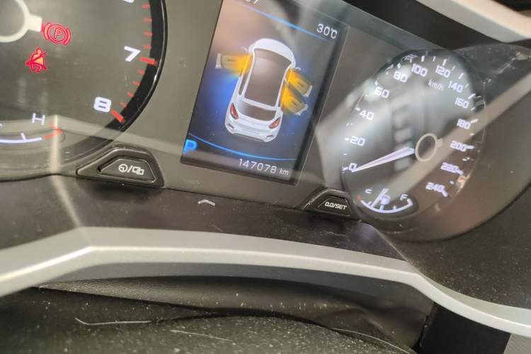 Used Geely Auto Emgrand GS 2018 Lingchao Edition 1.4T Automatic LingShang Smart Connectivity Model Odometer Close Up