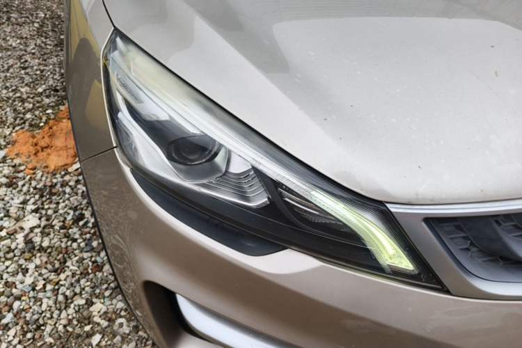 Used Geely Auto Emgrand GS 2018 Sport Edition 1.8L Automatic LingShang Model Right Front Headlight