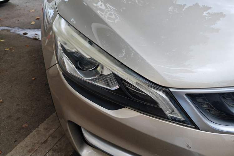 Used Geely Auto Emgrand GS 2018 Sport Edition 1.4T Automatic LingShang Model Right Front Headlight