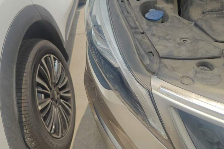 Used Geely Auto Emgrand GS 2018 Sport Edition 1.4T Automatic LingShang Model Right Front Headlight