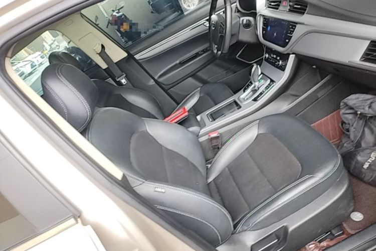Used Geely Auto Emgrand GS 2018 Sport Edition 1.8L Automatic LingShang Model Right Front Seat