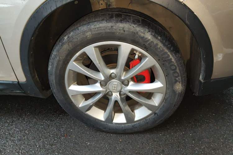 Used Geely Auto Emgrand GS 2018 Sport Edition 1.4T Automatic LingShang Model Right Front Wheel Hub