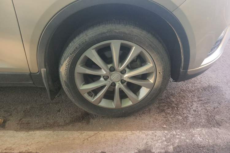 Used Geely Auto Emgrand GS 2018 Elegant Edition 1.8L Automatic LingShang Model Right Front Wheel Hub