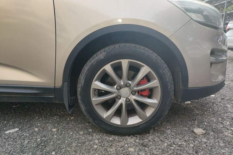 Used Geely Auto Emgrand GS 2018 Sport Edition 1.8L Automatic LingShang Model Right Front Wheel Hub