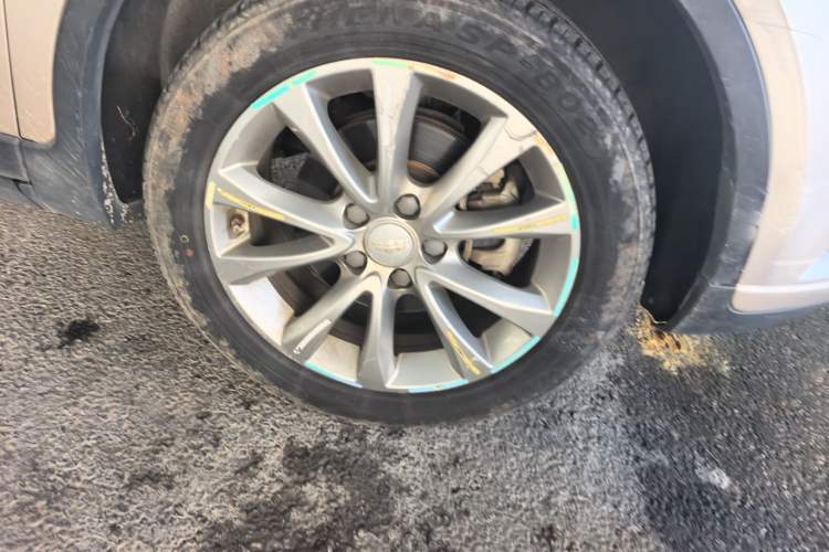 Used Geely Auto Emgrand GS 2018 Elegant Edition 1.8L Automatic LingShang Model Right Front Wheel Hub