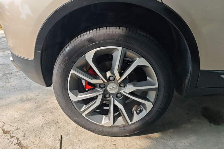 Used Geely Auto Emgrand GS 2018 Lingchao Edition 1.4T Automatic LingShang Smart Connectivity Model Right Rear Wheel Hub