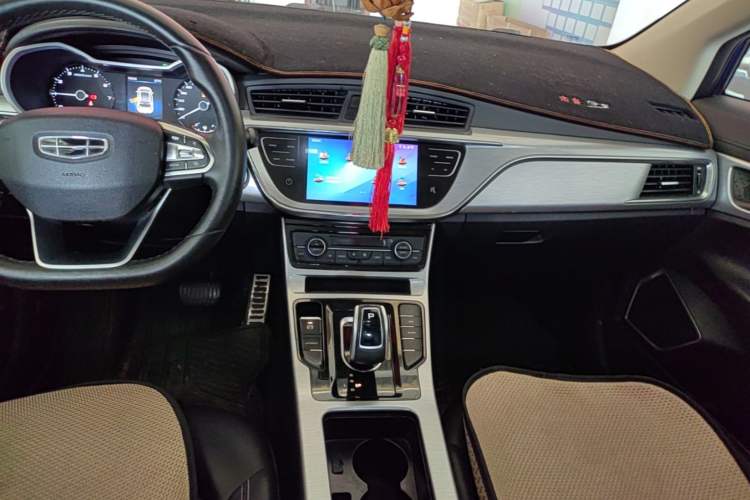 Used Geely Auto Emgrand GS 2019 1.5TD DCT Active 260T Audio And AC Panel