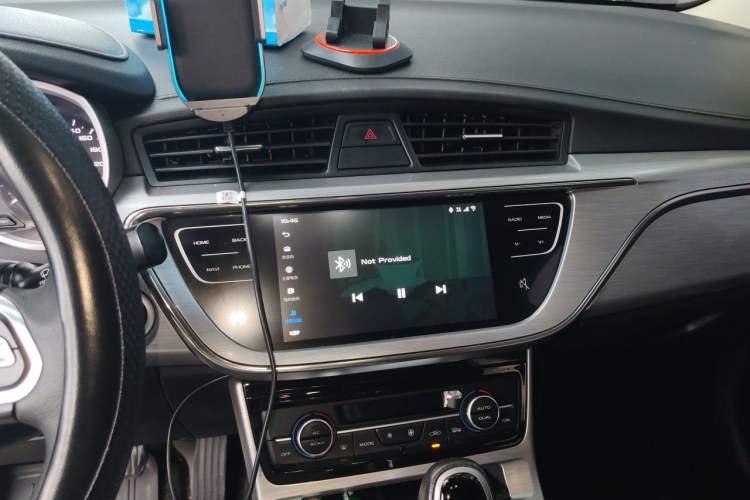 Used Geely Auto Emgrand GS 2019 1.4T CVT Edition Audio And AC Panel