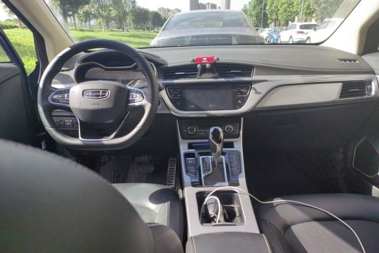 Used Geely Auto Emgrand GS 2019 1.4T CVT Active Center Console