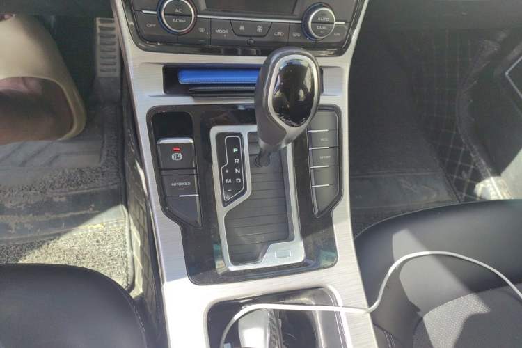 Used Geely Auto Emgrand GS 2019 1.4T CVT Active Gear Lever