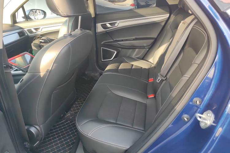 Used Geely Auto Emgrand GS 2019 1.4T CVT Edition Interior 4