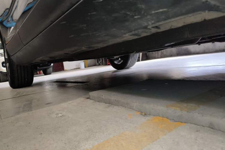 Used Geely Auto Emgrand GS 2019 1.4T CVT Edition Right Side Sill