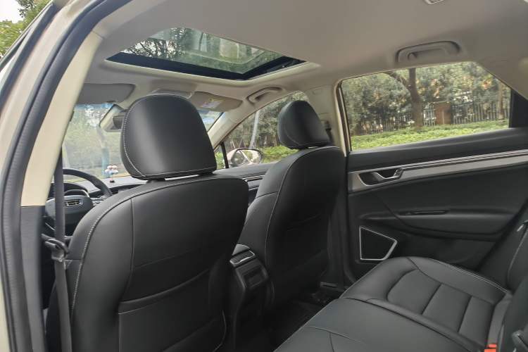 Used Geely Auto Emgrand GS 2019 1.4T Manual Ya Headliner