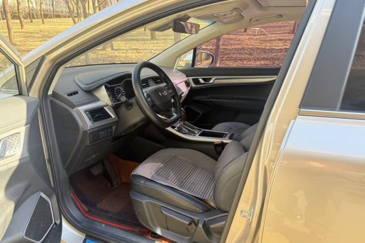 Used Geely Auto Emgrand GS 2019 1.4T CVT Edition Interior 3
