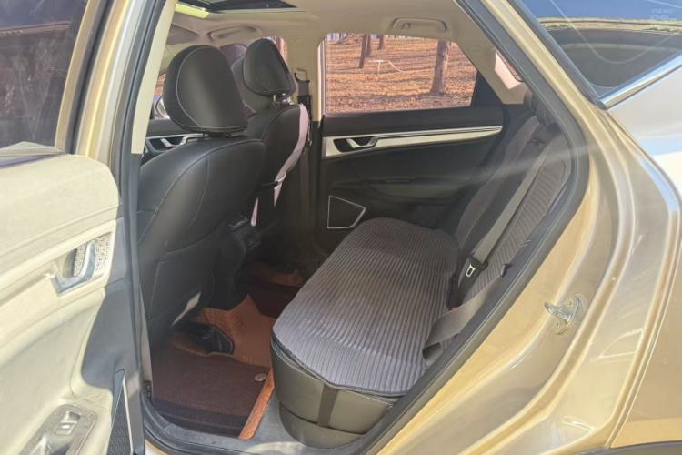 Used Geely Auto Emgrand GS 2019 1.4T CVT Edition Interior 4