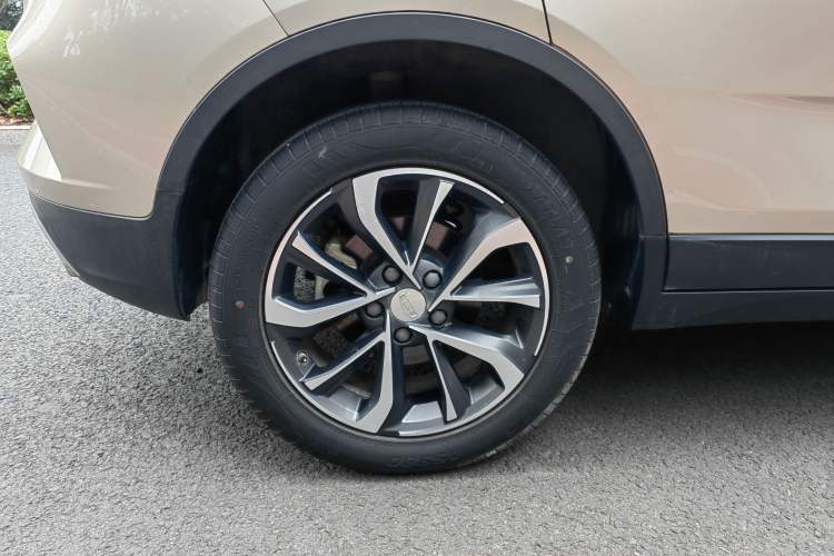 Used Geely Auto Emgrand GS 2019 1.4T Manual Ya Right Rear Wheel Hub
