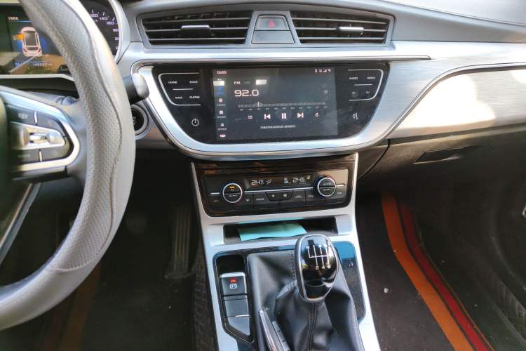 Used Geely Auto Emgrand GS 2019 1.4T Manual Ya Audio And AC Panel