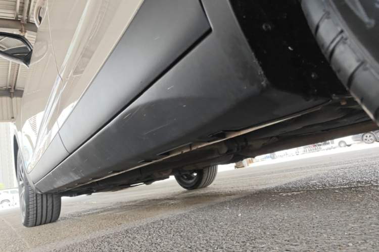Used Geely Auto Emgrand GS 2019 1.4T Manual Ya Left Side Sill