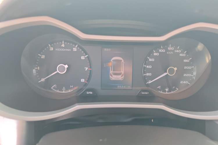 Used Geely Auto Emgrand GS 2019 1.4T CVT Edition Odometer Close Up