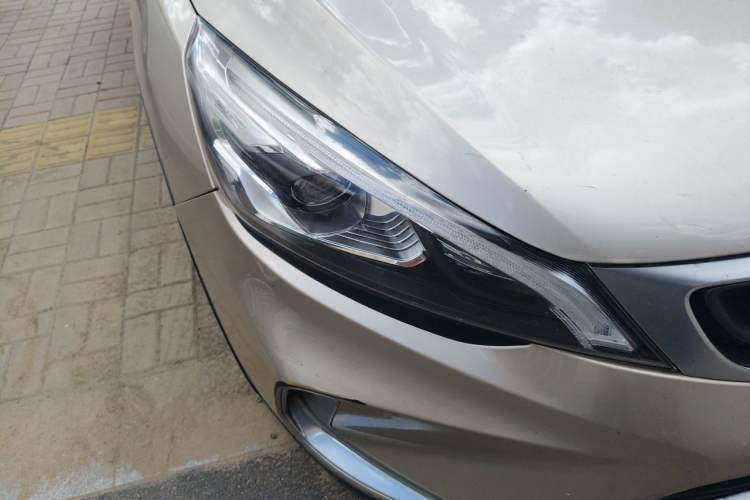 Used Geely Auto Emgrand GS 2019 1.5TD DCT Active 260T Right Front Headlight