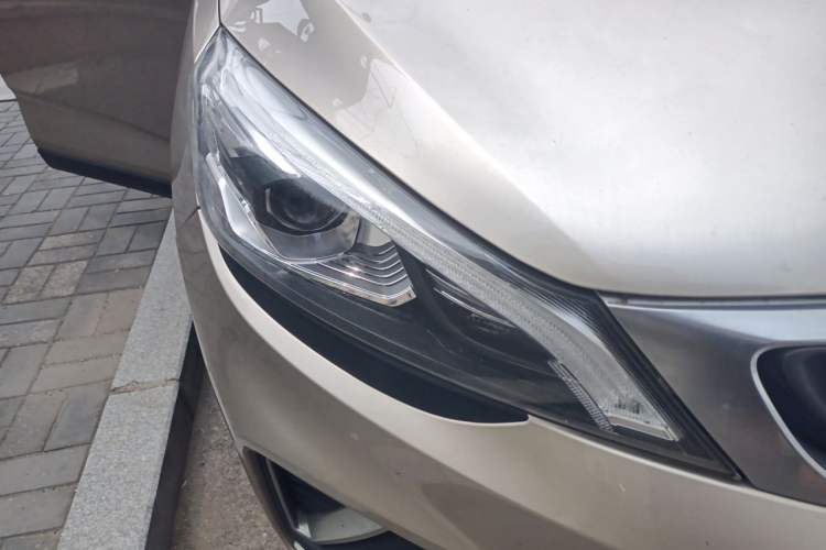Used Geely Auto Emgrand GS 2019 1.4T CVT Edition Right Front Headlight