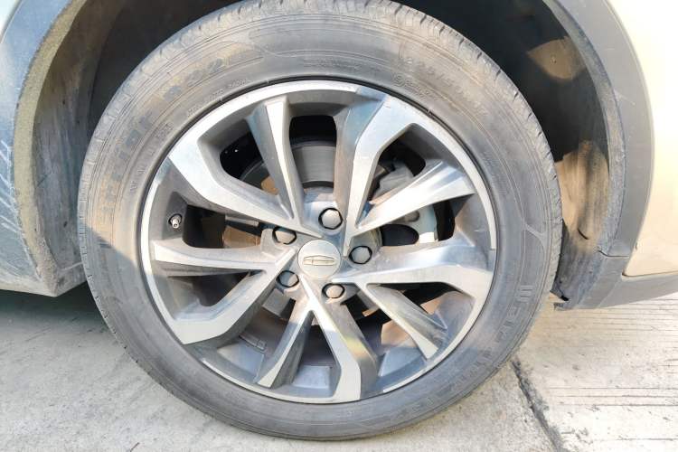 Used Geely Auto Emgrand GS 2019 1.4T Manual Ya Right Front Wheel Hub