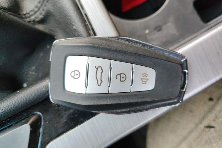 Used Geely Auto Emgrand GS 2019 1.4T Manual Ya Vehicle Key