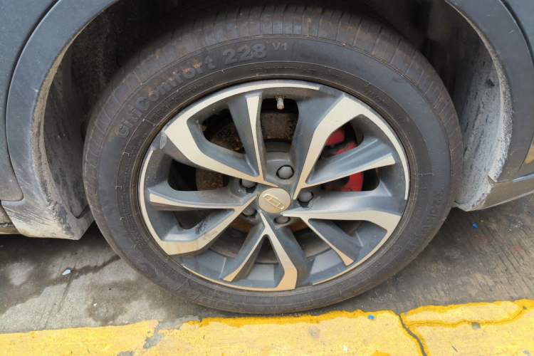 Used Geely Auto Emgrand GS 2019 1.4T CVT Active Right Front Wheel Hub