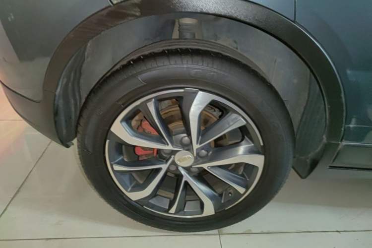 Used Geely Auto Emgrand GS 2019 1.5TD DCT Active 260T Right Rear Wheel Hub