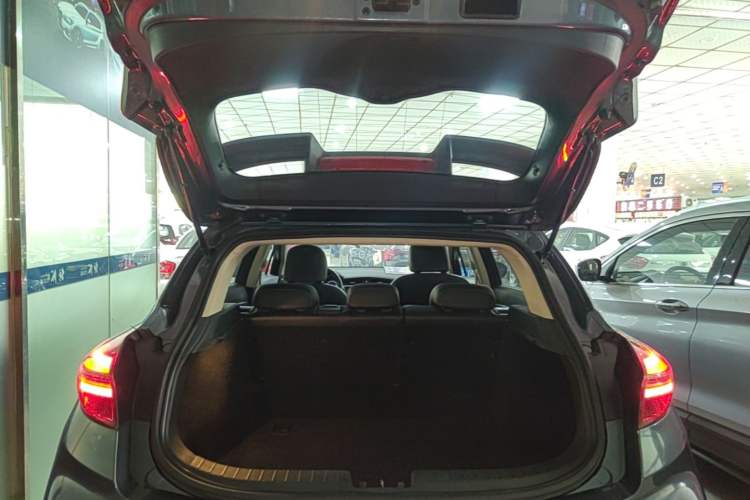 Used Geely Auto Emgrand GS 2019 1.5TD DCT Active 260T Trunk