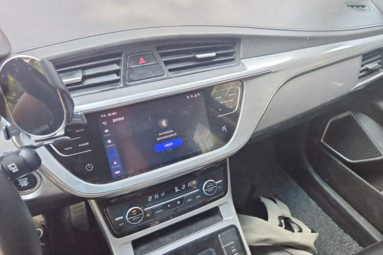Used Geely Auto Emgrand GS 2019 1.5TD DCT Active 260T Audio And AC Panel