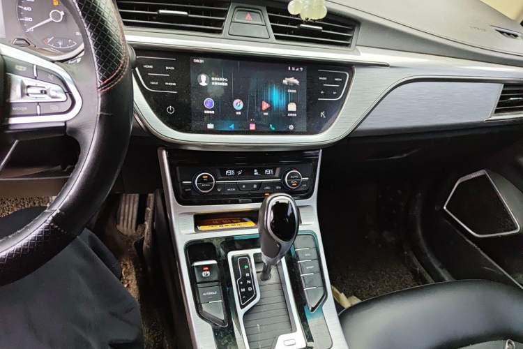 Used Geely Auto Emgrand GS 2019 1.4T CVT Edition Audio And AC Panel